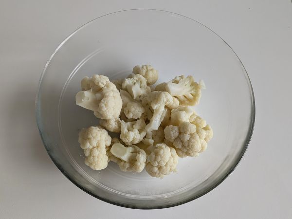 Klopsiki z kalafiora w frytkownicy powietrznej: ekonomiczny i wegetariański przepis - Przygotowanie krok 2