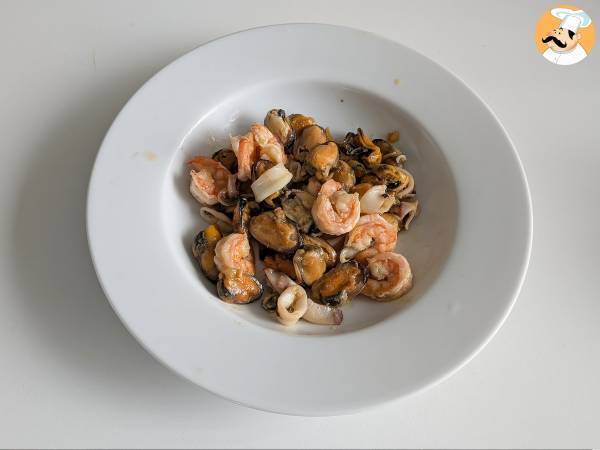 Mrożone risotto z owocami morza: idealne rozwiązanie na szybkie i smaczne danie - Przygotowanie krok 4