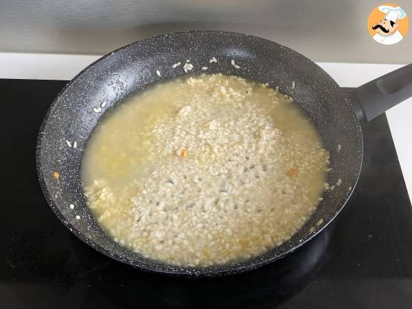 Mrożone risotto z owocami morza: idealne rozwiązanie na szybkie i smaczne danie - Przygotowanie krok 6