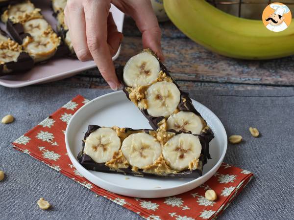Mini batoniki z bananami, masłem orzechowym i czekoladą, bardzo smaczne, bez dodatku cukru. - Przygotowanie krok 5