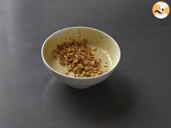 Franui z pistacjami, pysznymi malinami w panierce, rozpływające się i chrupiące - Przygotowanie krok 4