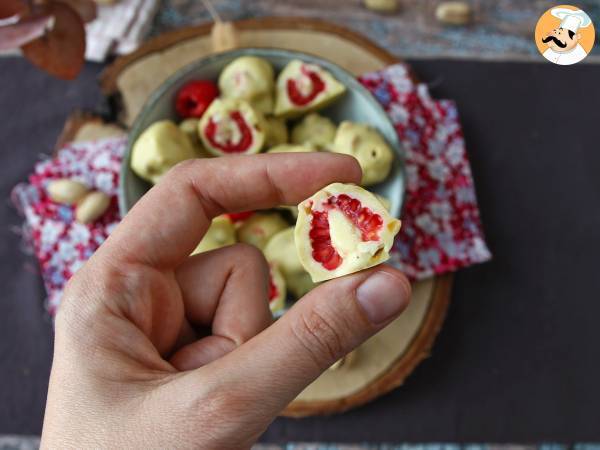 Franui z pistacjami, pysznymi malinami w panierce, rozpływające się i chrupiące - Przygotowanie krok 7