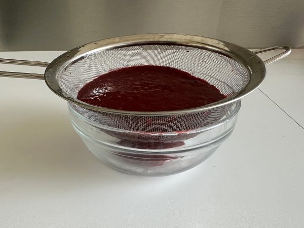 Jak zrobić łatwe i doskonałe coulis z jagód? - Przygotowanie krok 3