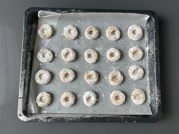 Ciasteczka migdałowo-kokosowe Ghriba, marokański klasyk wypieków - Przygotowanie krok 5