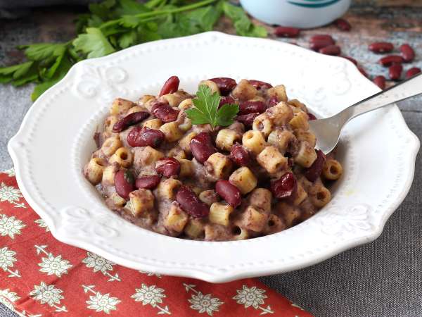 Pasta e fagioli alla veneta: kremowy i smaczny przepis babci - Przygotowanie krok 6