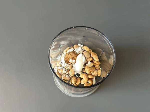 Tradycyjne marokańskie ciasto z cegiełkami, kurczakiem i przyprawami - Przygotowanie krok 10