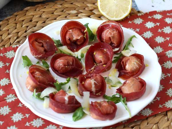 Tortelloni di bresaola nadziewane rukolą i serem ricotta: smaczne i gotowe w 10 minut! - Przygotowanie krok 7