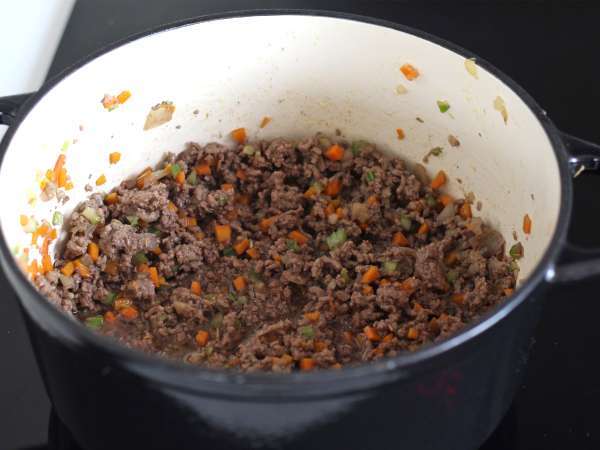 Domowy sos boloński - ragù alla bolognese - Przygotowanie krok 3