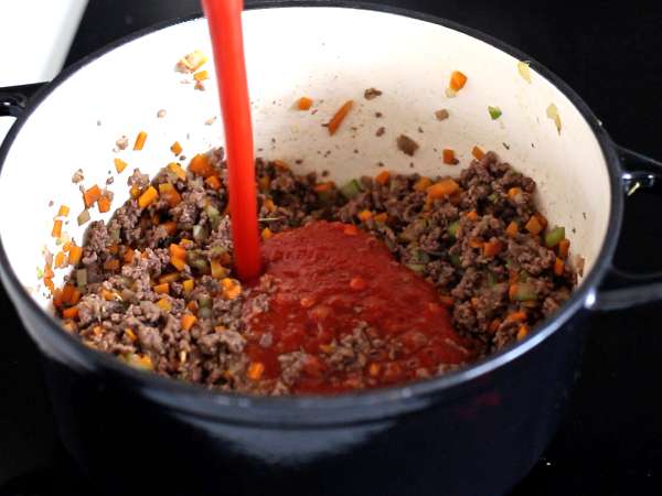 Domowy sos boloński - ragù alla bolognese - Przygotowanie krok 4