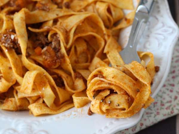 Makaron z sosem bolońskim - tagliatelle al ragù alla bolognese - Przygotowanie krok 9