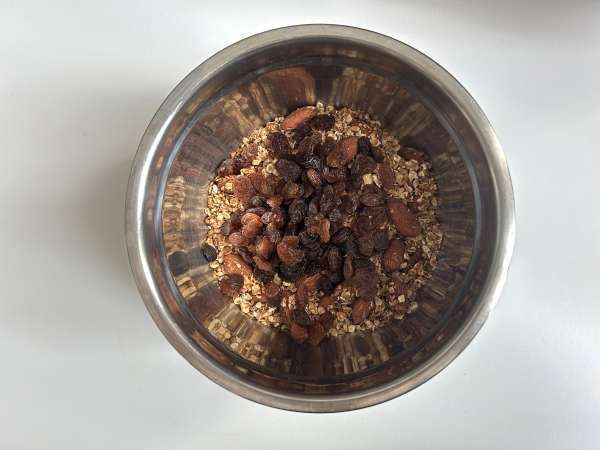 Granola ekspresowa z frytkownicą powietrzną, aby schrupać śniadanie - Przygotowanie krok 5