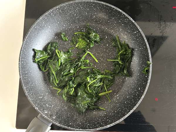 Flany ze szpinakiem i grzybami - Przygotowanie krok 7