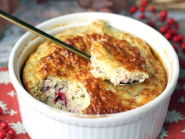 Super proste ciasto proteinowe z czerwonymi owocami - Przygotowanie krok 5