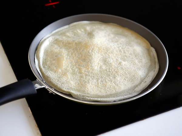 Naleśnikowe tagliatelle z czekoladą i orzeszkami ziemnymi! - Przygotowanie krok 4