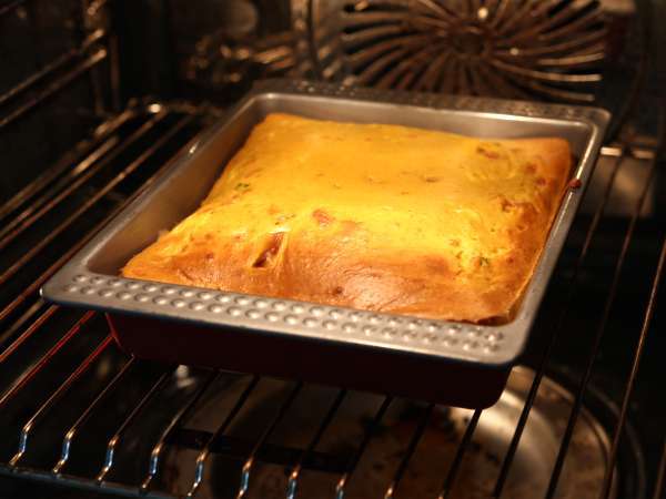 Pikantne brownie z szynką i fetą oraz dynią: idealny przepis na zupę recyklingową! - Przygotowanie krok 4