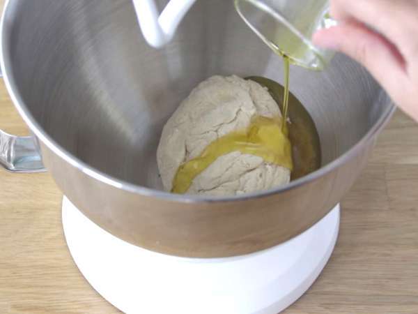 Wilgotna pizza Margherita - Przygotowanie krok 3