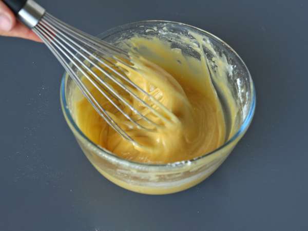 Dodatkowy tort bananowy z pomadą do góry nogami - Przygotowanie krok 5