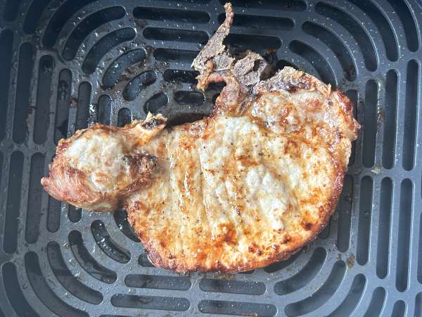 Jak przyrządzić kotlet schabowy w urządzeniu Airfryer? - Przygotowanie krok 4