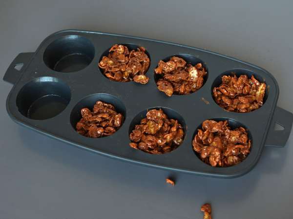 Wielkanocne gniazda w piaskowych różach - Przygotowanie krok 3