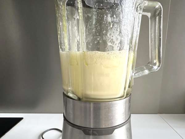 Pikantne ciasto w blenderze: szybkie, łatwe i bardzo wilgotne - Przygotowanie krok 3