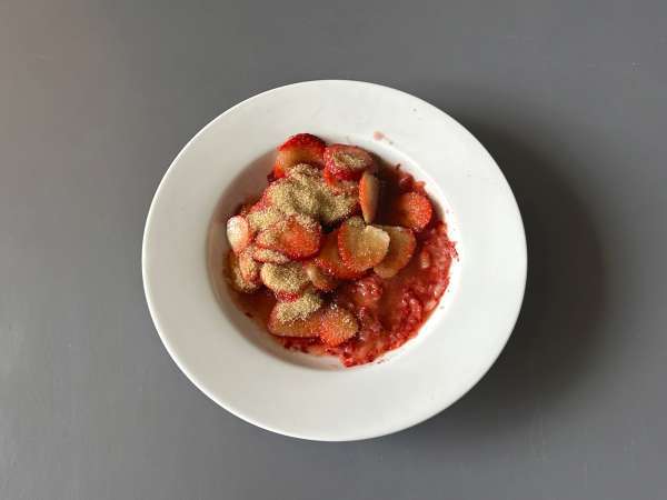 Strawberry shortcake, amerykańskie kruche ciasto truskawkowo-śmietankowe, które nigdy nie zawodzi - Przygotowanie krok 1