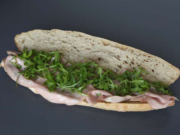 Wyśmienita włoska kanapka z mortadelą i serem burrata - Przygotowanie krok 3