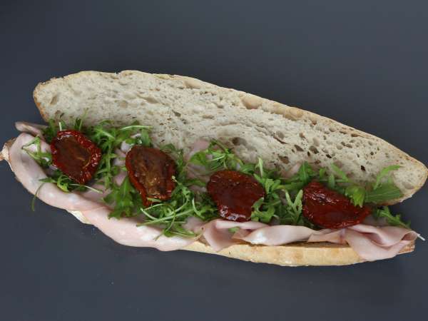 Wyśmienita włoska kanapka z mortadelą i serem burrata - Przygotowanie krok 4