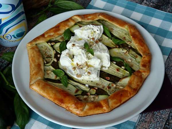 Tarta z pesto i cukinią: prosty przepis, który pachnie latem! - Przygotowanie krok 8