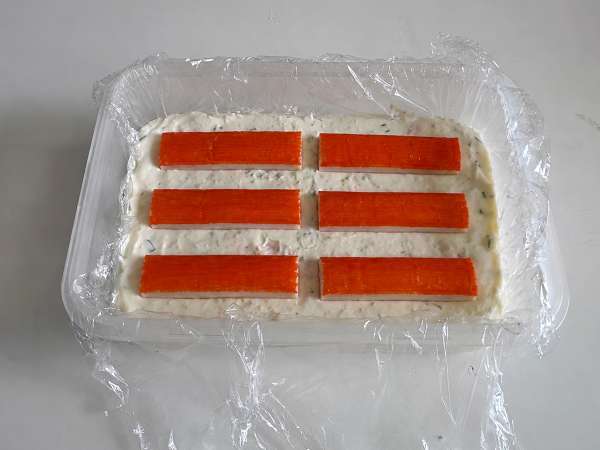 Terrina z surimi bez gotowania: łatwa do przygotowania zimna przystawka, idealna na lato - Przygotowanie krok 8