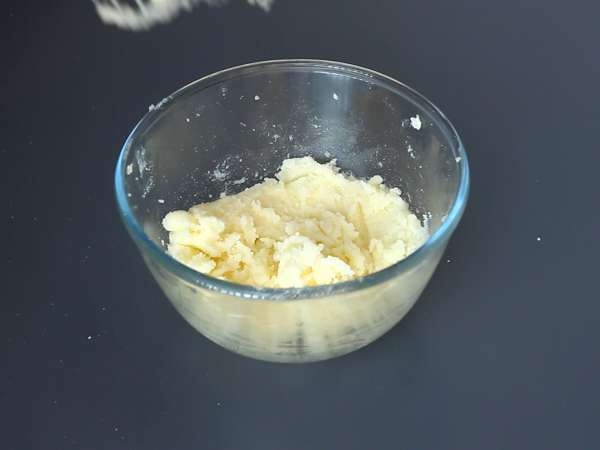 Ciasto marmurkowe z herbatą matcha - Przygotowanie krok 2
