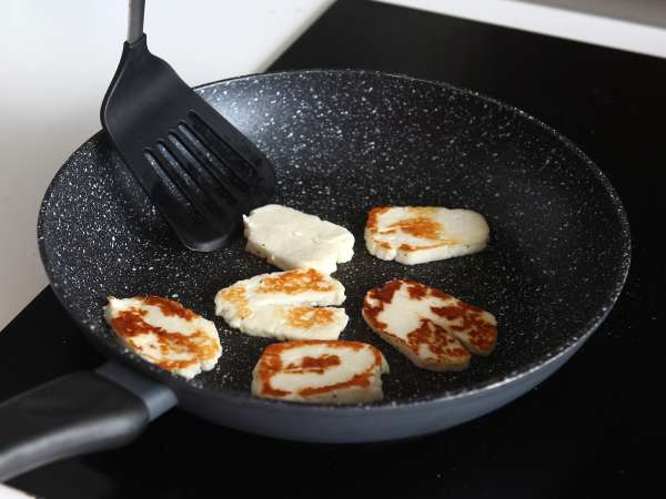 Sałatka z buraków z grillowanym halloumi - Przygotowanie krok 7