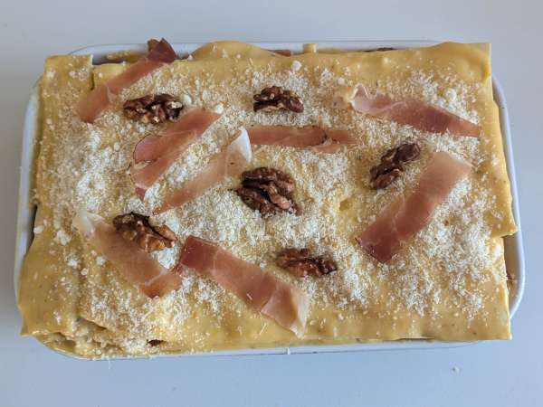 Kremowe i chrupiące lasagne z dynią, speckiem i orzechami - Przygotowanie krok 8