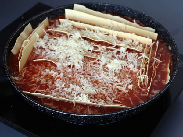 Lasagne bolońskie z patelni - Przygotowanie krok 5