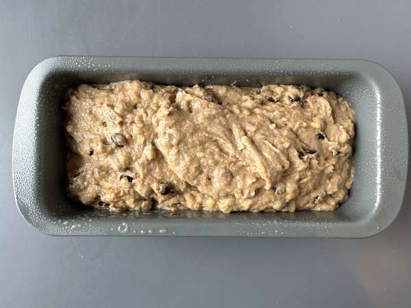 Wegański chlebek bananowy z miso, orzechami i czekoladą – wyjątkowo pyszny! - Przygotowanie krok 7