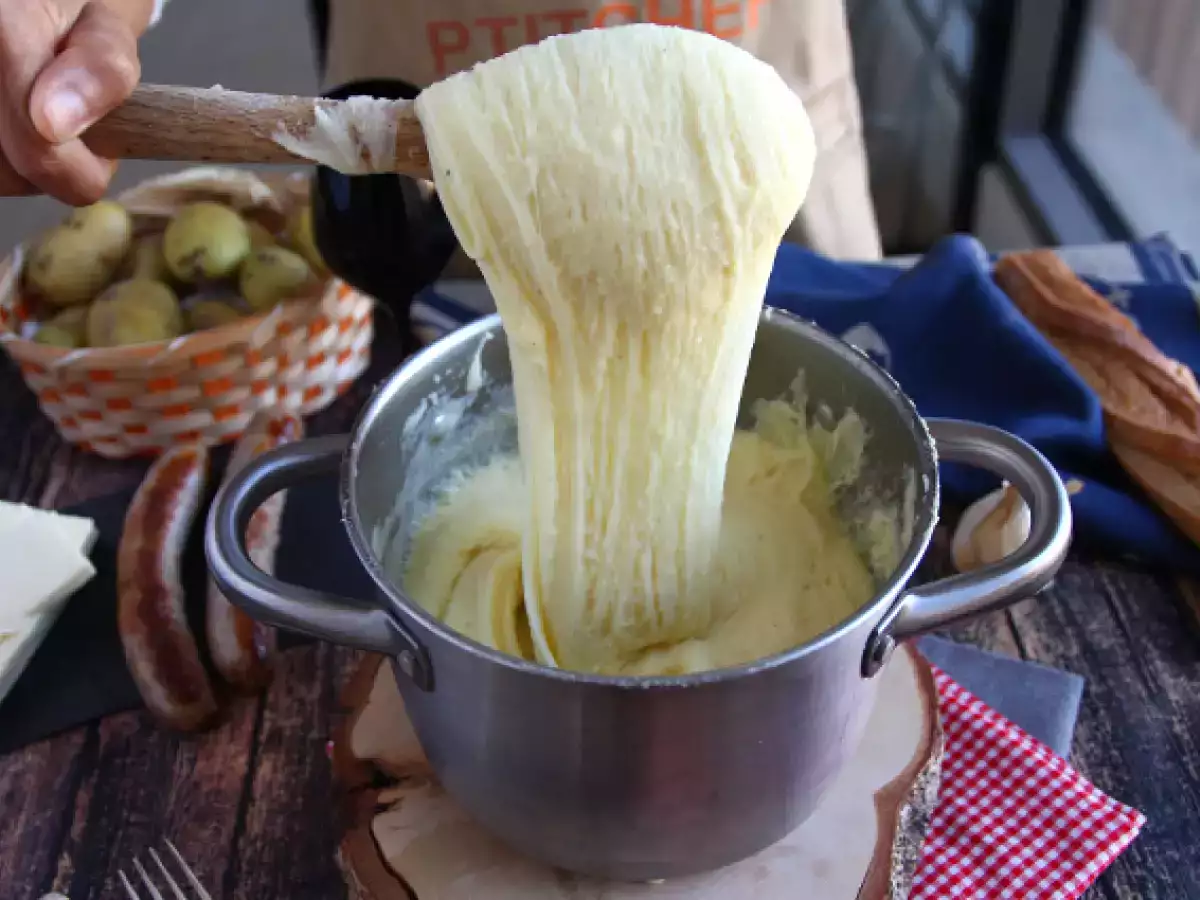 Aligot z kiełbaskami - zdjęcie 6