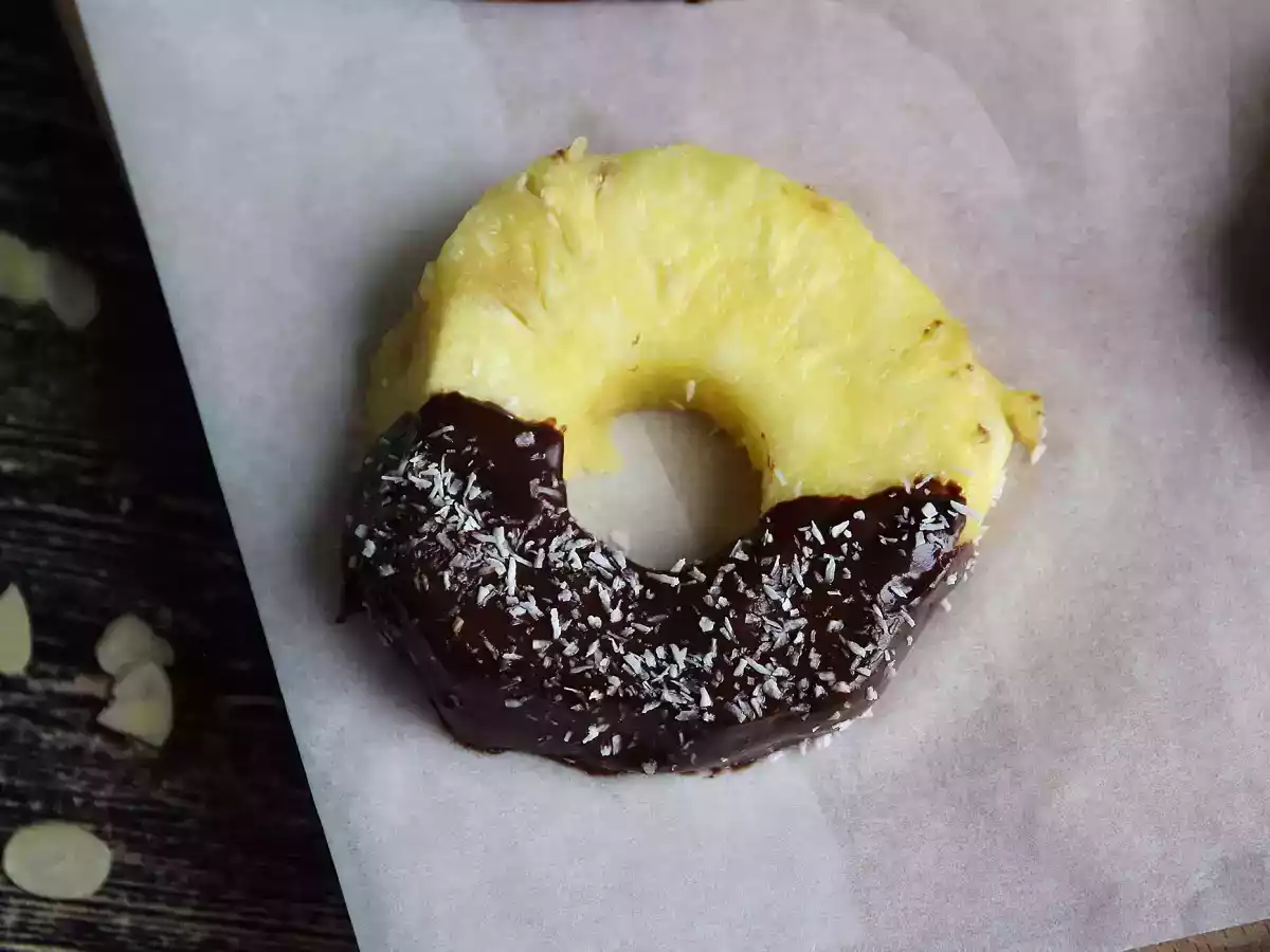 Ananas w czekoladzie: idealny deser do przygotowania z dziećmi - zdjęcie 2