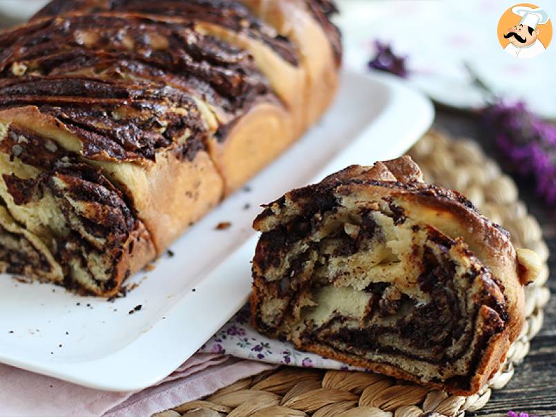 Babka brioche z czekoladą i orzechami laskowymi - zdjęcie 2