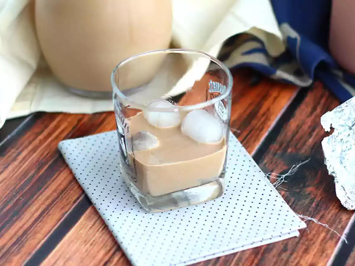 Baileys domowej roboty, likier z irlandzkiej whisky