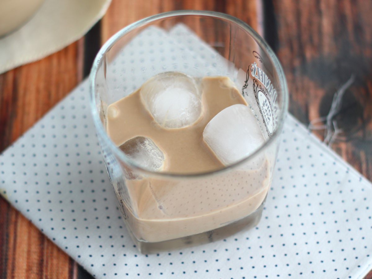 Baileys domowej roboty, likier z irlandzkiej whisky - zdjęcie 2