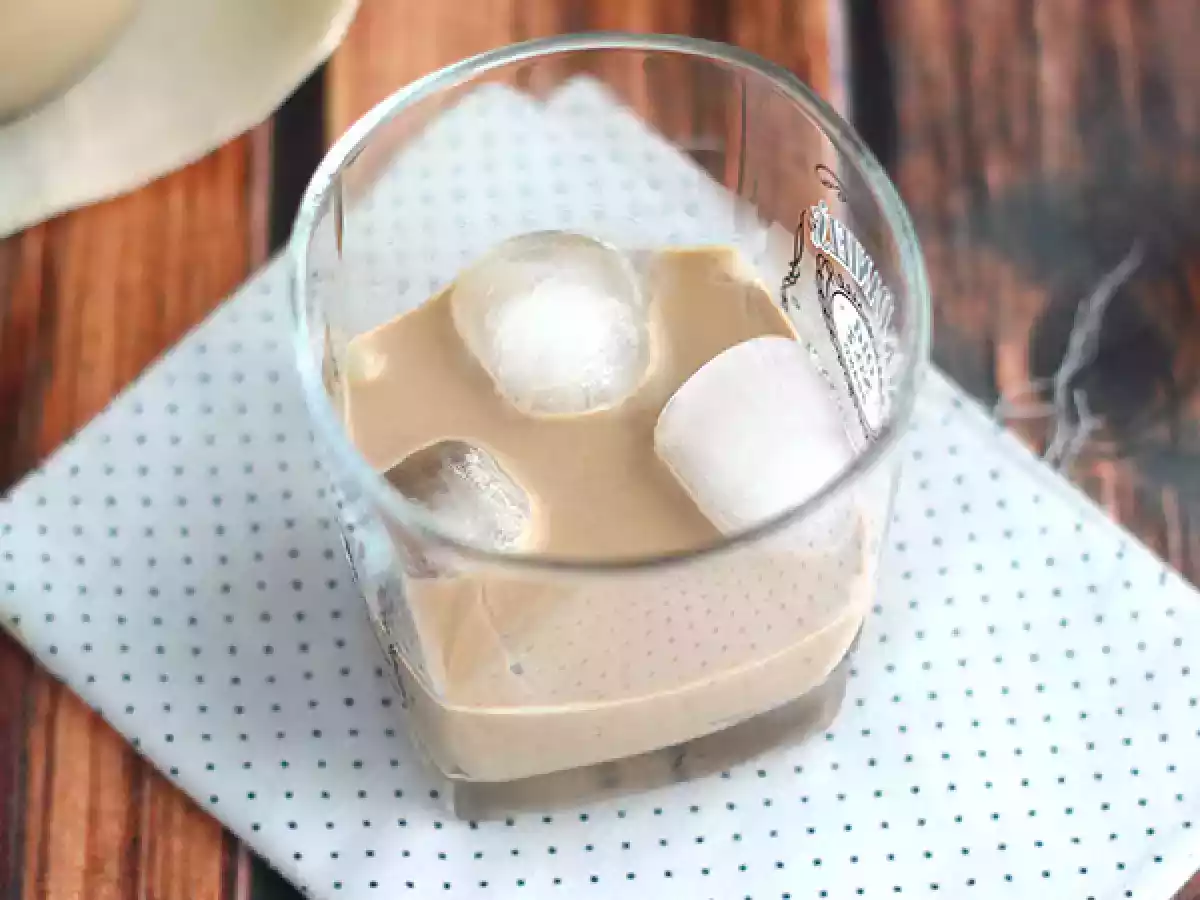 Baileys domowej roboty, likier z irlandzkiej whisky - zdjęcie 2