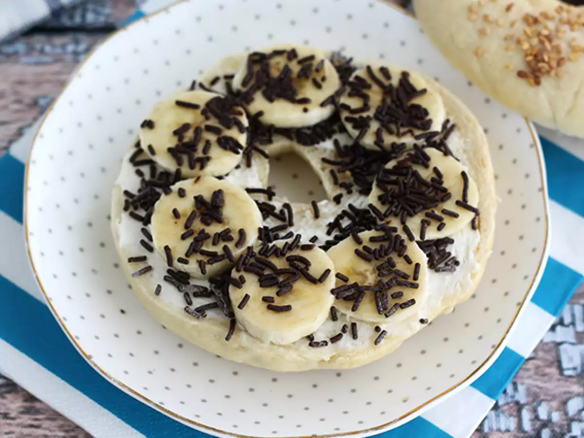 Bajgle z czekoladą i bananem - zdjęcie 2