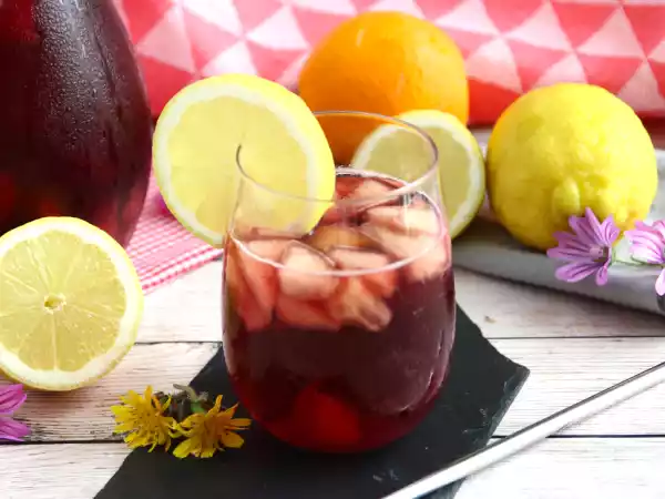 Przepis Bezalkoholowa sangria