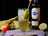 Bezalkoholowy Martini Spritz, słodki, kwiatowy koktajl na aperitif, zdjęcie 2