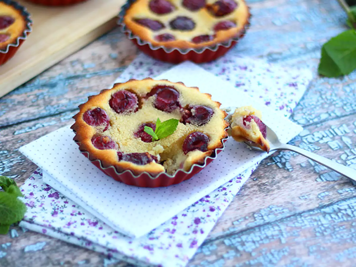 Bezglutenowe mini clafoutis z wiśniami - zdjęcie 3