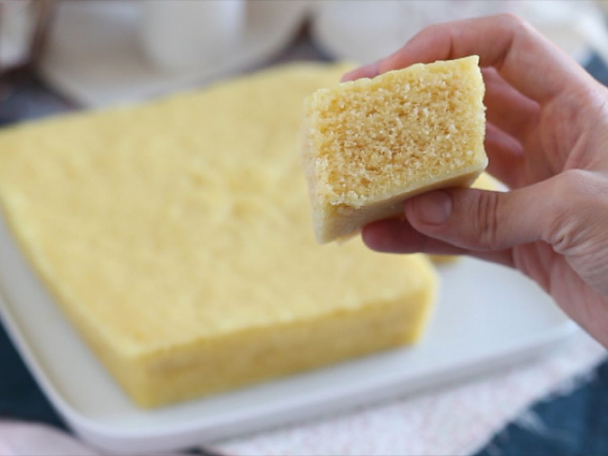 Biszkopt jogurtowy w mikrofalówce w 10 min. - zdjęcie 2