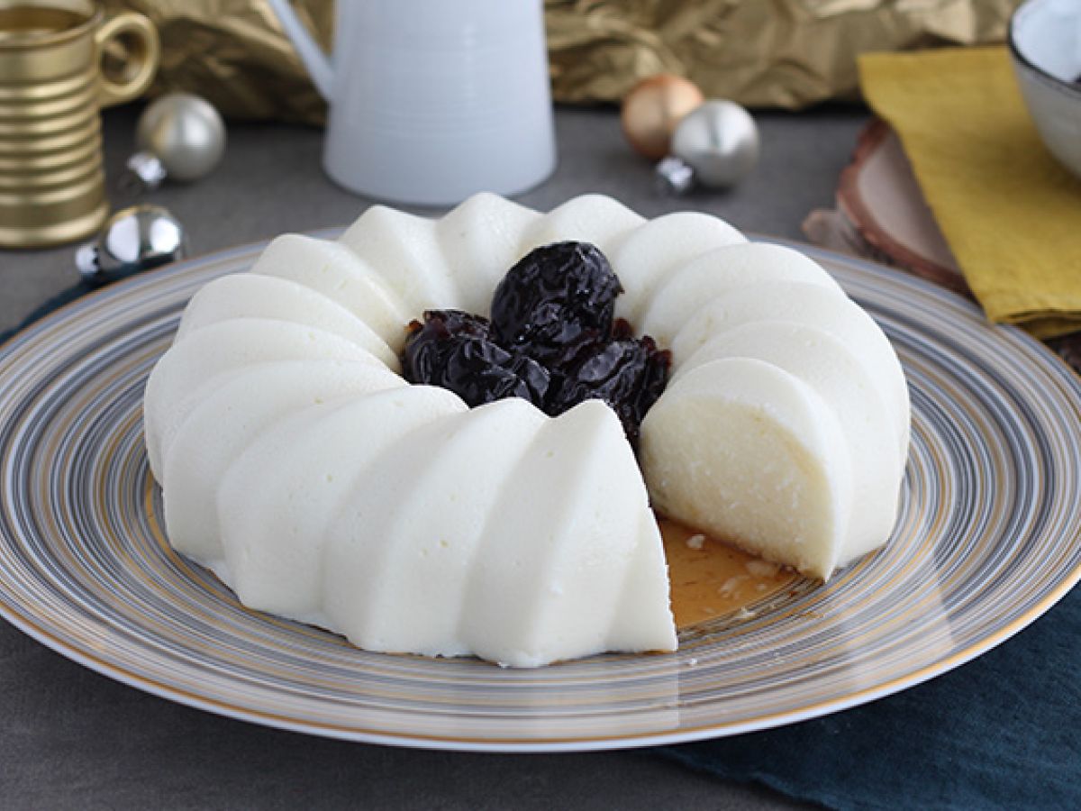 Blanc manger kokosowy z sosem śliwkowym - zdjęcie 5