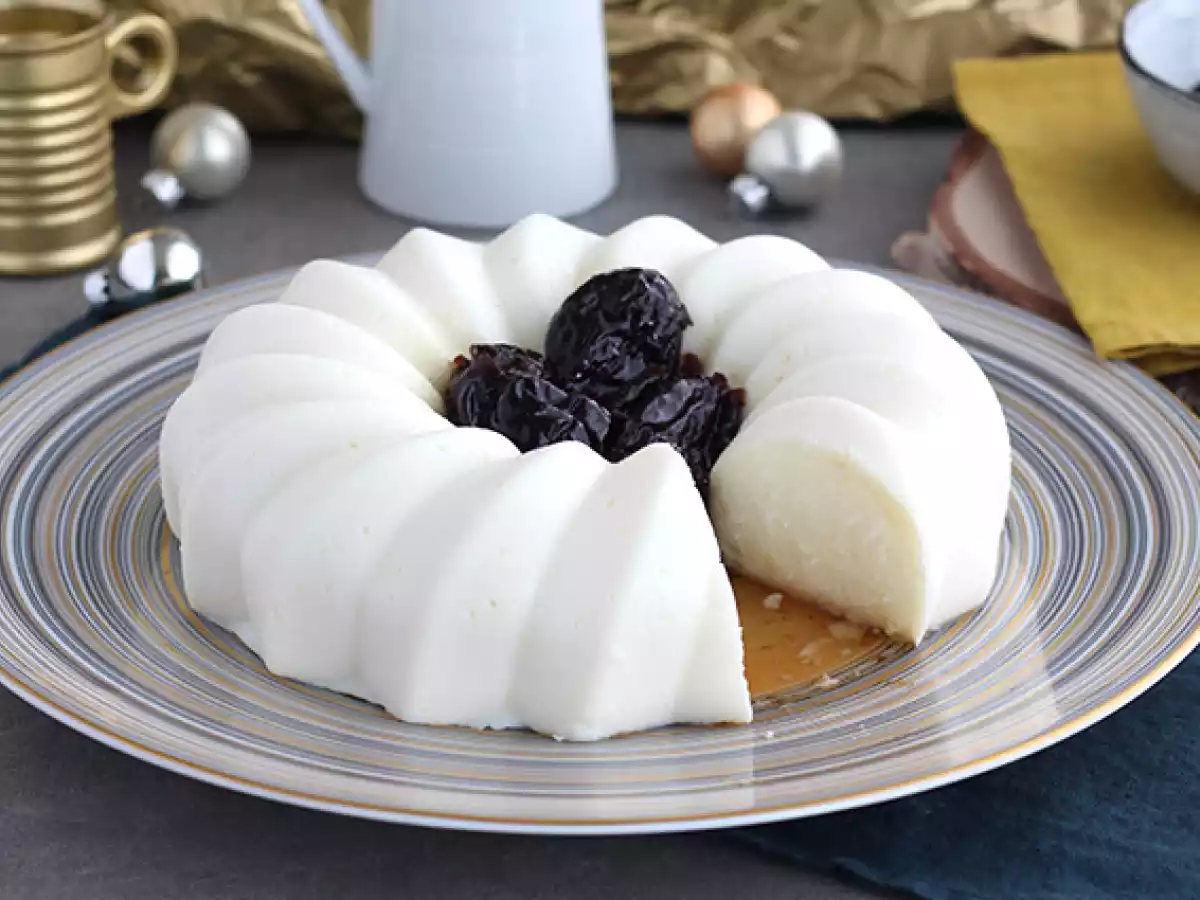 Blanc manger kokosowy z sosem śliwkowym - zdjęcie 5