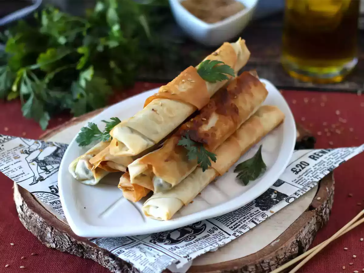 Börek z serem feta i natką pietruszki