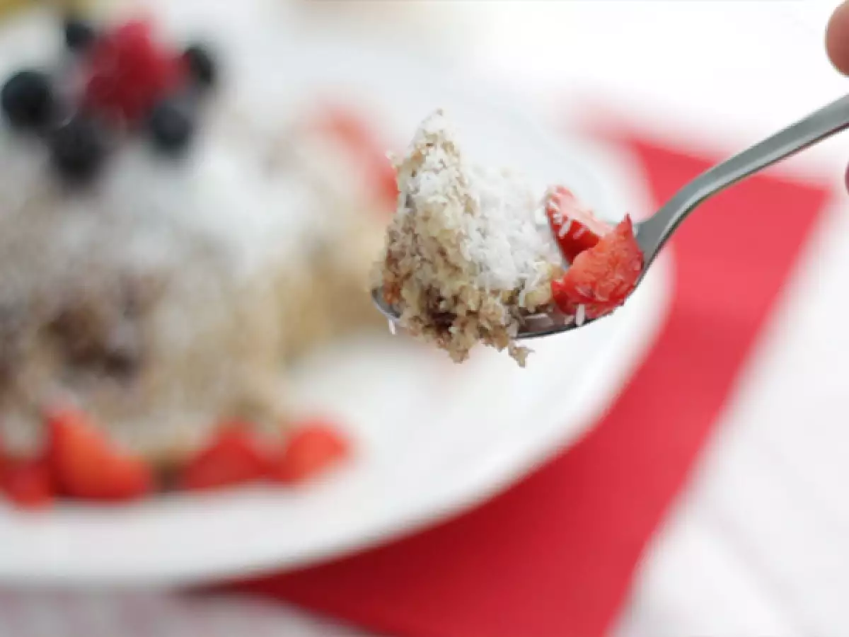 Bowl cake bananowo-kokosowy – bez glutenu i laktozy - zdjęcie 3