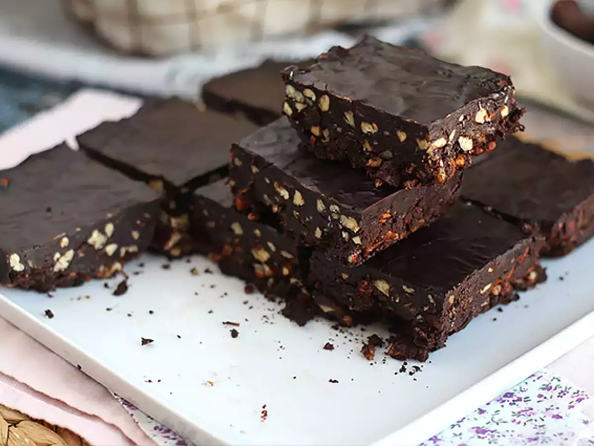 Brownie – brownie daktylowe bez pieczenia - zdjęcie 4